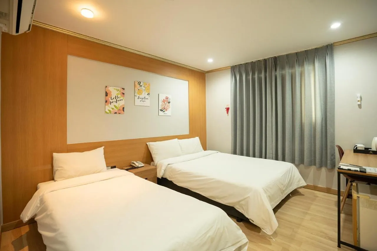 Jeju Stay Hotel 3*,